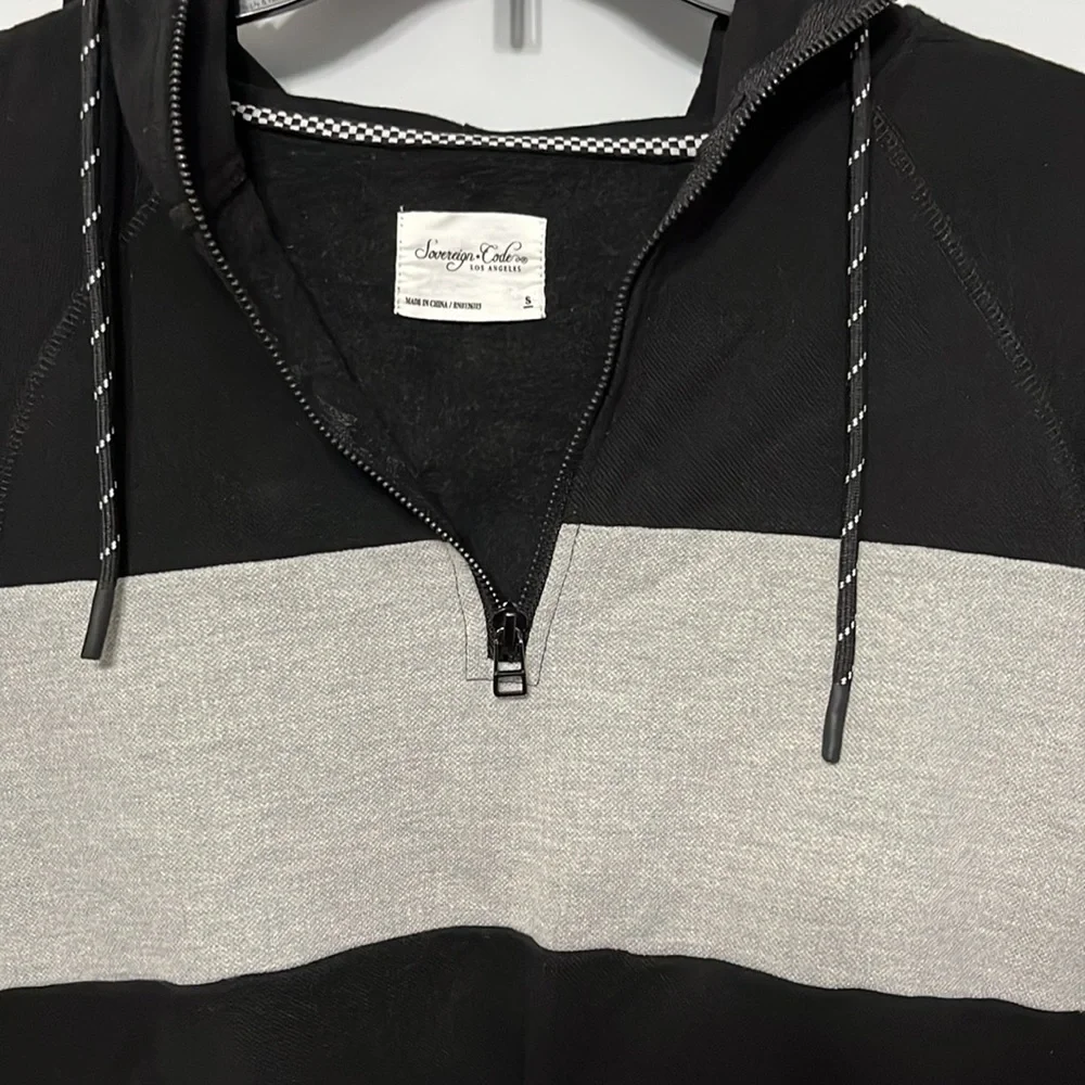 Sovereign Code Hoodie - Picture 2 of 11